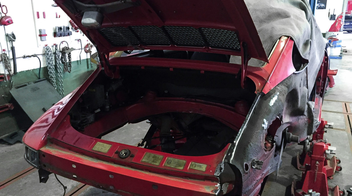 Automobile Genieser, Prosche, Porsche 911 Carrera, Ausbau, Umbau, Lackierung, Restauration, Oldetimer, Youngtimer, KFZ Reperatur, Spezialisierung, Bad Dürkheim
