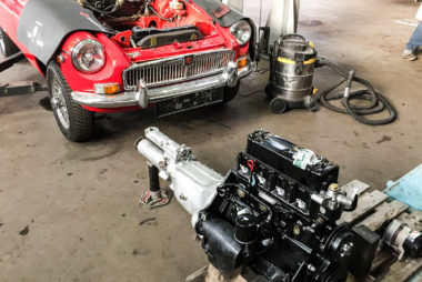 Automobile Genieser, MGB 1979, Motorblock, Motorreperatur, Restauration, Oldetimer, Motosausbau, Youngtimer, KFZ Reperatur, Spezialisierung, Bad Dürkheim