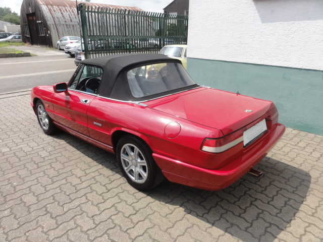 Automobile Genieser, Alfa Spider, Oldtimer, Liebhaberfahrzeug, Restauration, Bad Dürkheim, Vorderpfalz