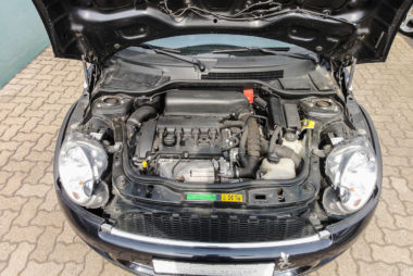 Automobile Genieser, Mini John Cooper Works, Restauration, Motor, Motorraum, Umbau, Ausbau, Spezialisierung, KFZ Reperatur, Bad Dürkheim, Vorderpfalz