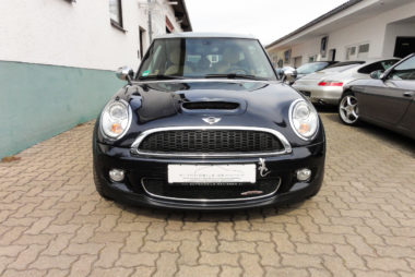 Automobile Genieser, Mini John Cooper Works, Restauration, Front, Umbau, Ausbau, Spezialisierung, KFZ Reperatur, Bad Dürkheim, Vorderpfalz