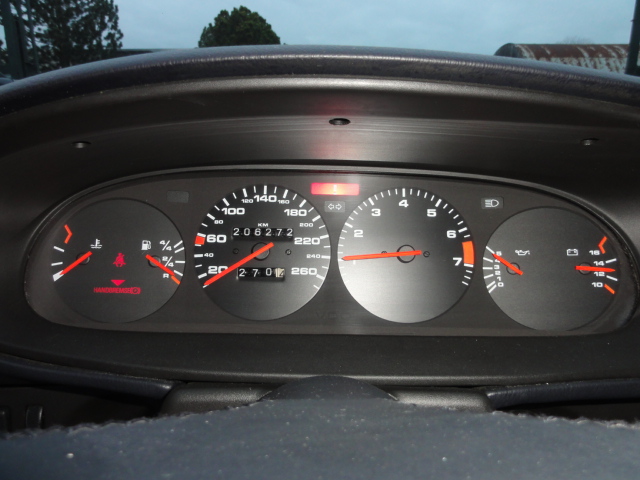 Automobile Genieser, KFZ Reperatur, Bad Dürkheim, Vorderpfalz, Tachometer